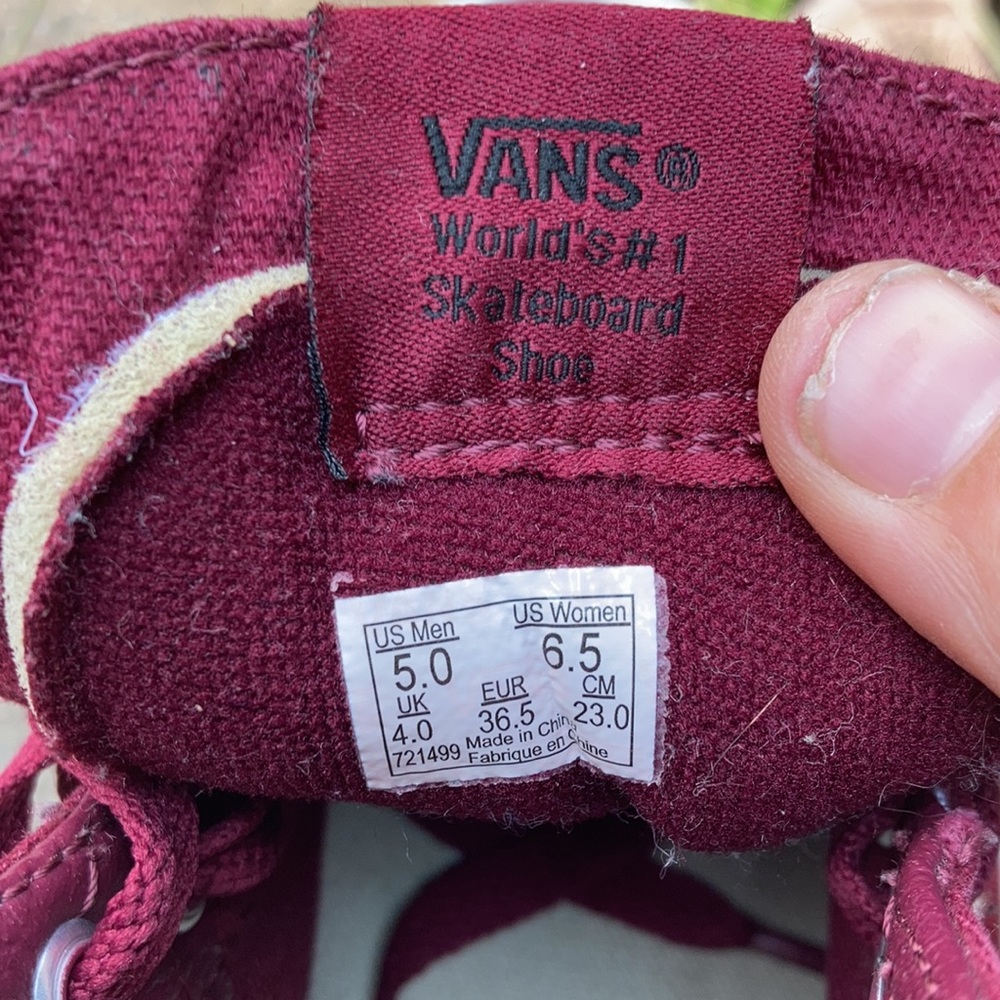 Vans - Picture 6 of 6